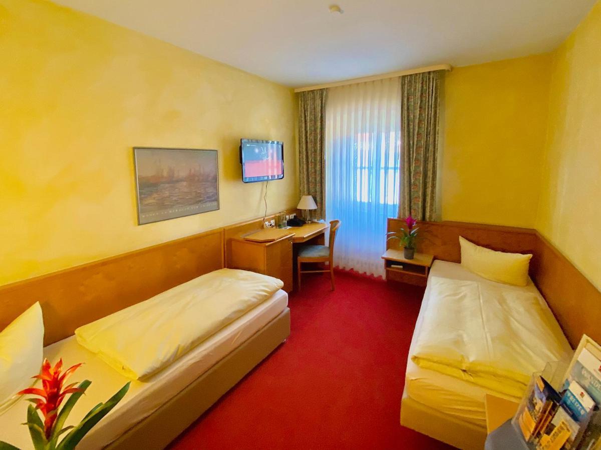 Meister Baer Hotel Ostbayern Floß Esterno foto